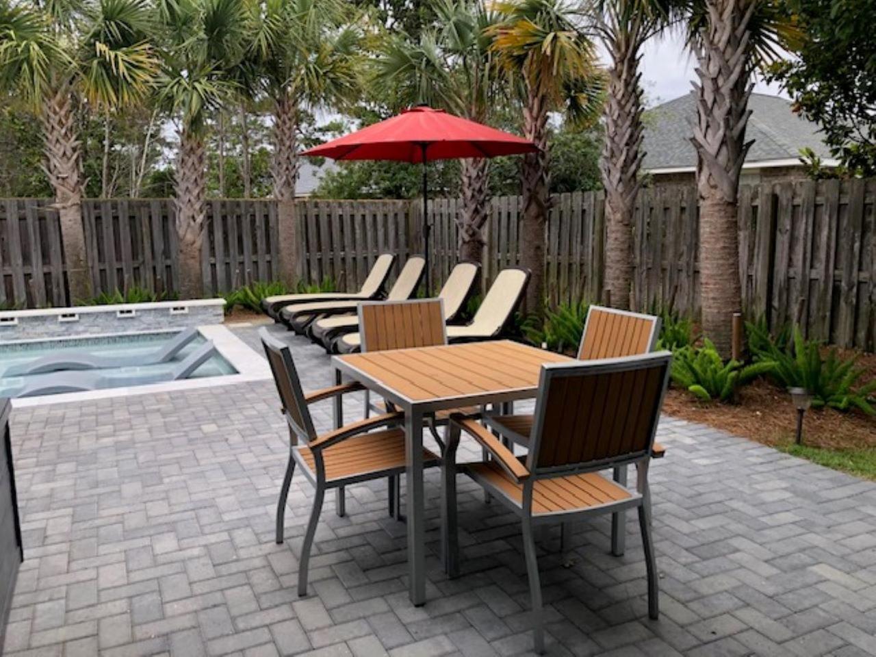 Beautiful Pet Friendly Home! Tropical Pool, Optional Golf Cart & Pool Heat, Minutes To Beach Destin Exterior photo